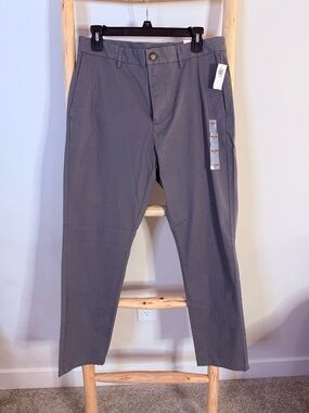 Old Navy Gray Men's Chino Pants - Straight Slim Fit